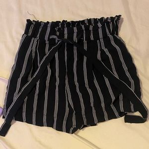 wavy loose beach shorts